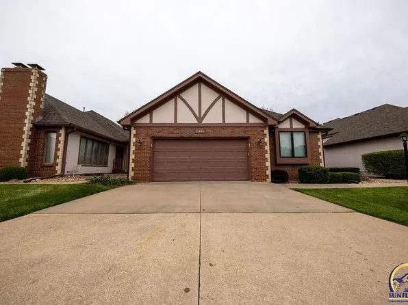 2466 SW Brookhaven Ln, Topeka, KS 66614