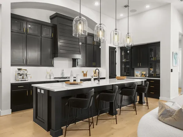 154 Little Stream Cv, Austin, TX 78737