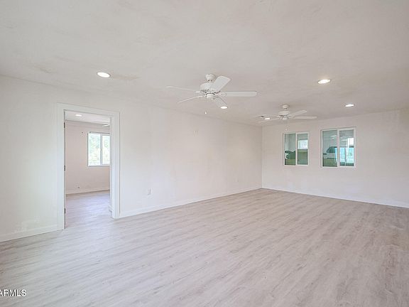 3rd image of 7515 N 185TH Avenue