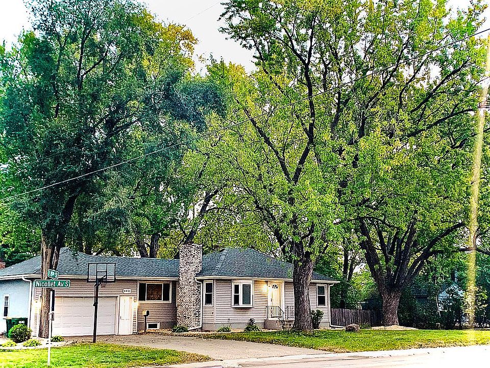 8901 Nicollet Ave Home!