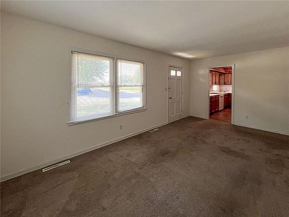 2nd image of 1721 N Dodgion Ave