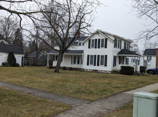 206 E Elizabeth St #1, Fenton, MI 48430