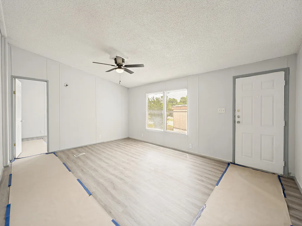 3 bed, 1340 sqft, $1,600 — Photo 1