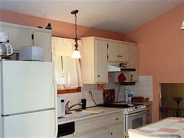 3rd image of 7789 E Linden Ln