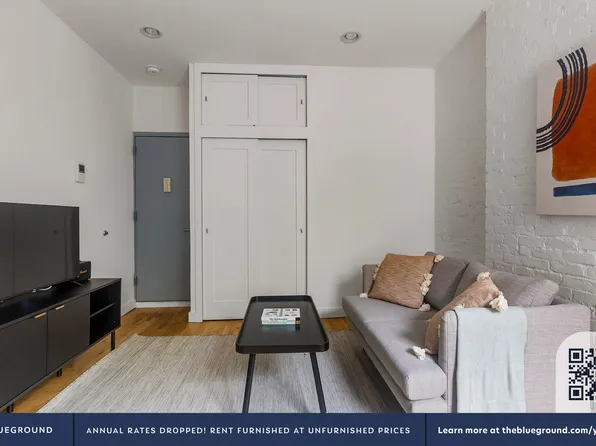 324 East 77th Street image 3 of 16