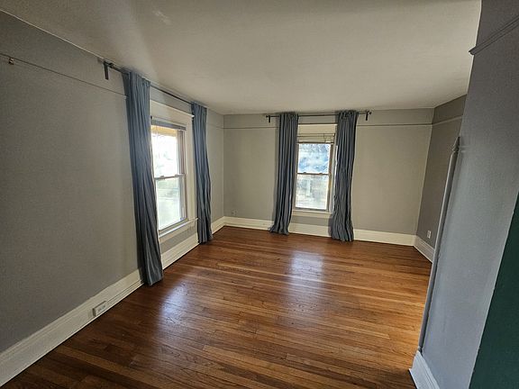 5th image of 115 S Adams St #3