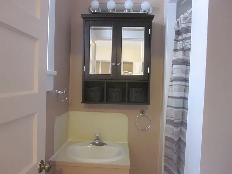 2601 Grand Ave #5 — Photo 2