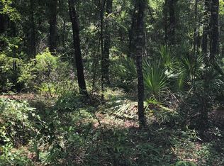 83 Southwest Ave, Trenton, FL 32693