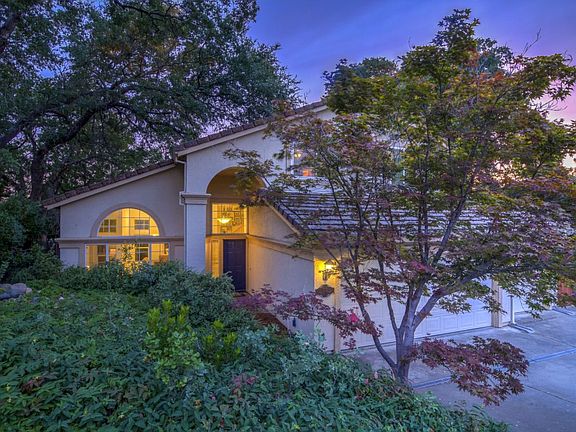 2nd image of 112 Maderos Ct