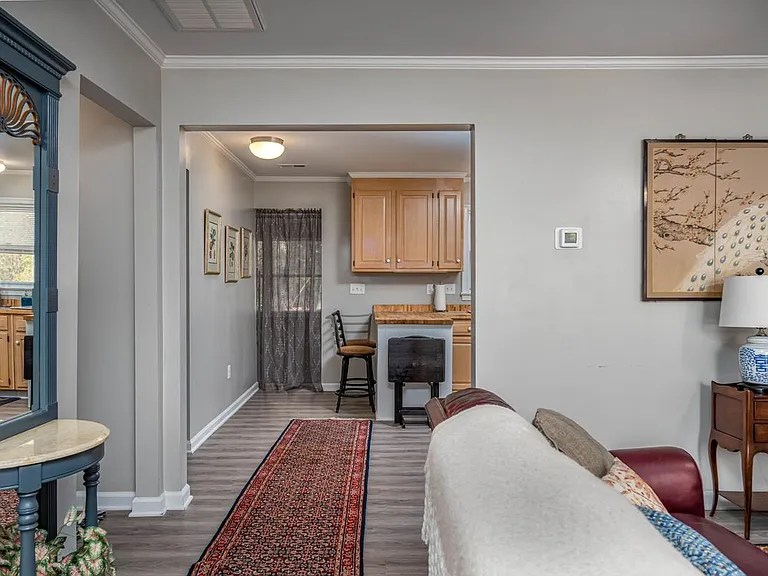 7602 Beechwood Dr — Photo 8