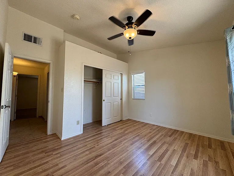 2660 Ridge Crest St — Photo 16