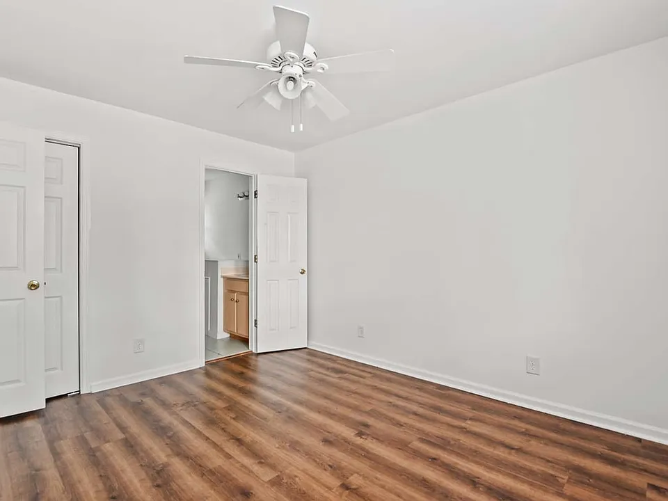 2107 Rondo St #204