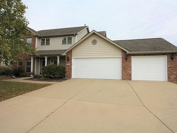 3rd image of 2105 Whisper Valley Dr
