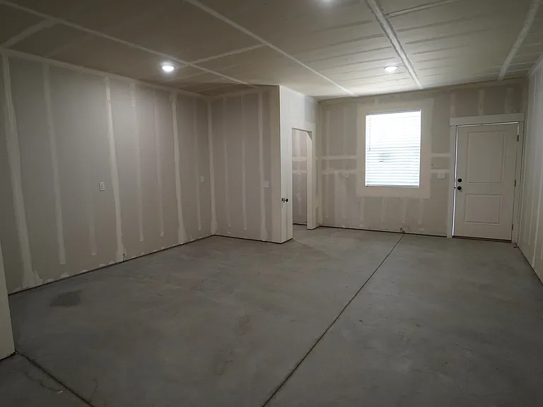 1558 S 150 W — Photo 5