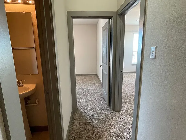 10604 Tube Dr — Photo 22