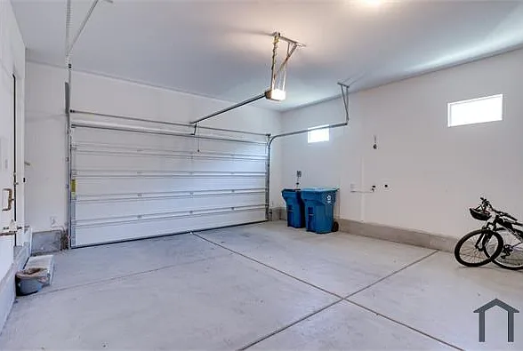 209 Coltrane Canyon Ave — Photo 16