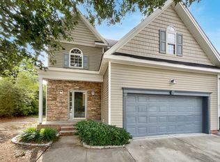 2716 Denbel Cir, Raleigh, NC 27604