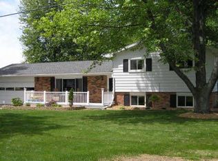 4470 S Flajole Rd, Midland, MI 48642