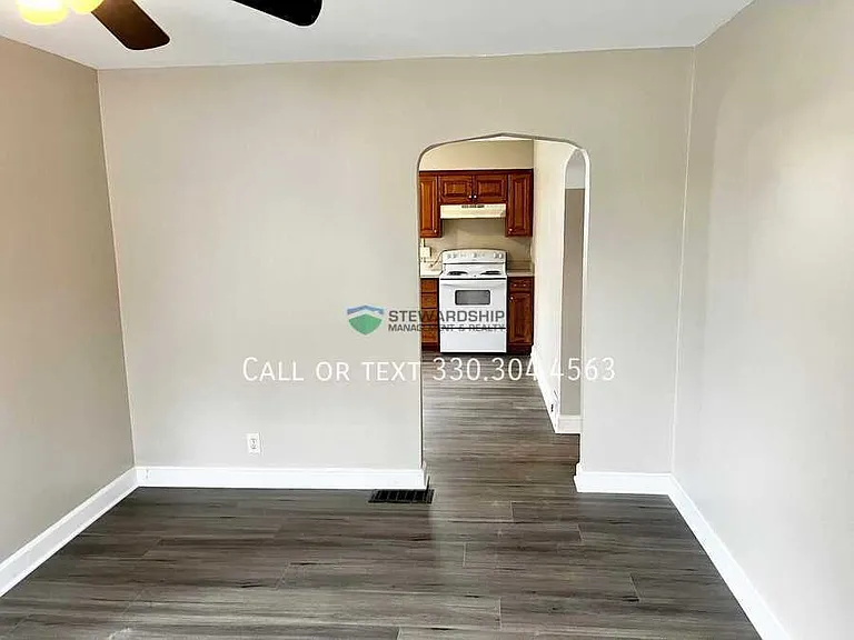 133 Catherine St — Photo 3