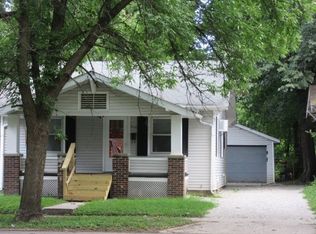 1932 E Prairie St, Decatur, IL 62521