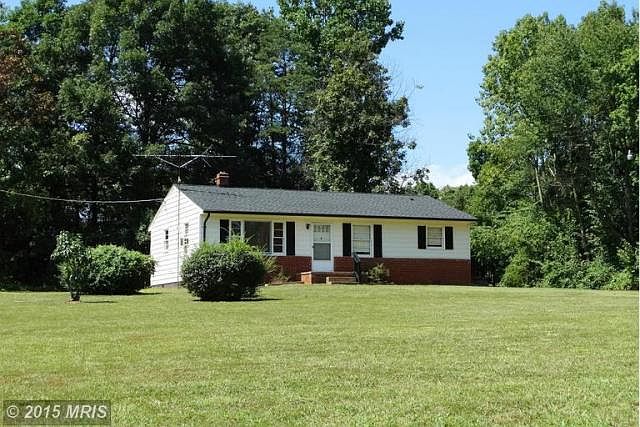 1st image of 17500 Lewis Dr