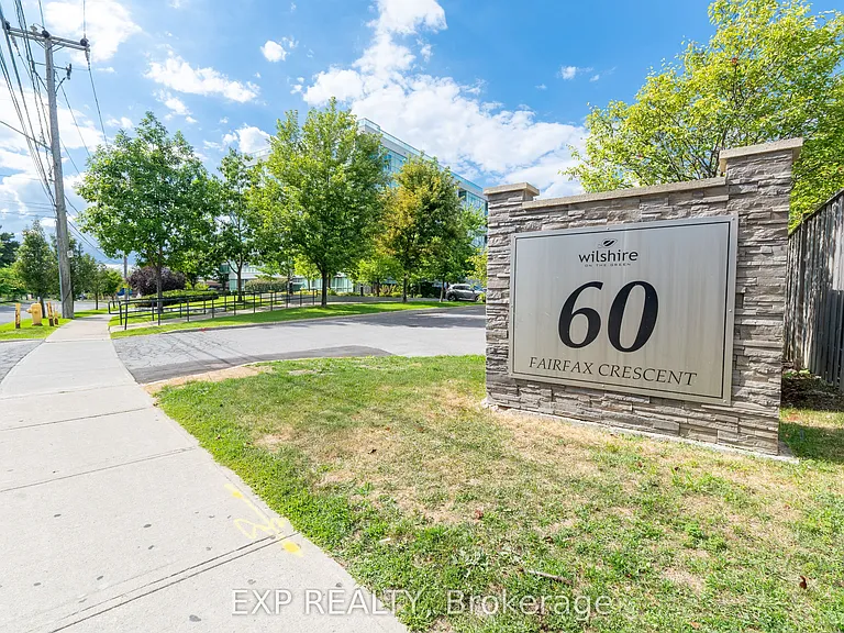 60 Fairfax Cres N #221 — Photo 2