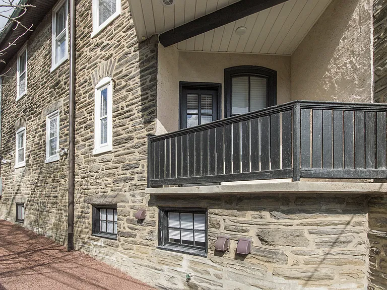 8017-21 Winston Rd #4R — Photo 22