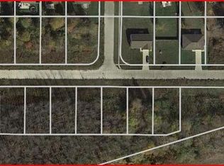 Arrowhead St, Lorain, OH 44052