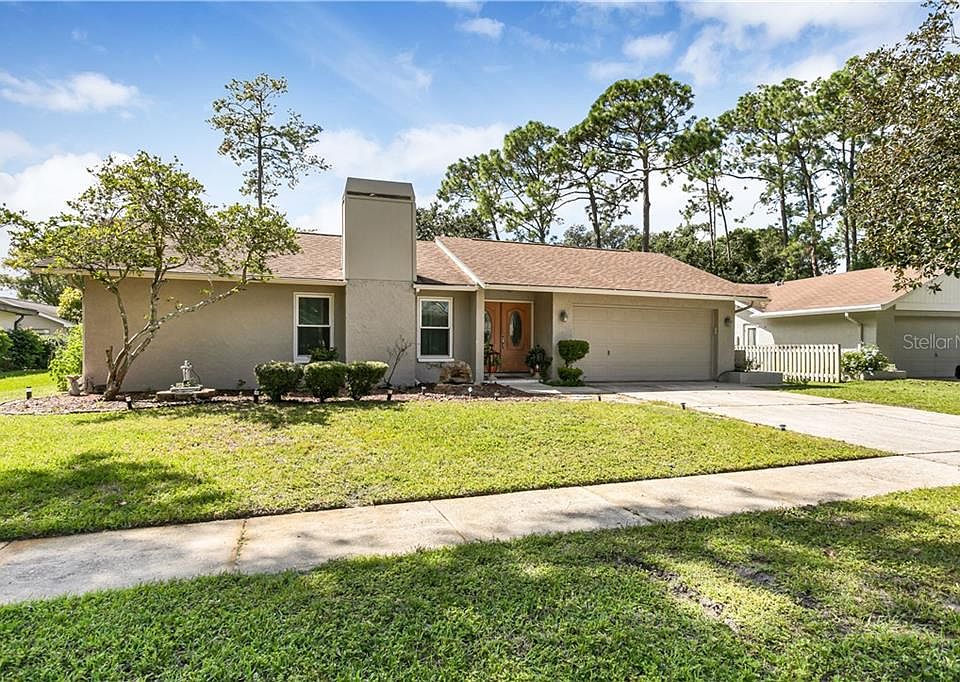 1st image of 3624 Fairway Forest Cir