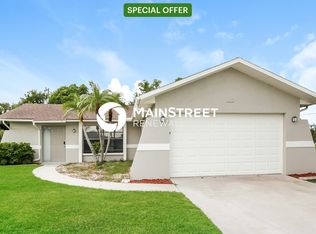 122 NE 20th Pl, Cape Coral, FL 33909