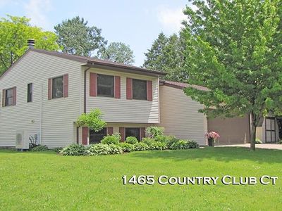 1465 Country Club Ct, Platteville, WI, 53818