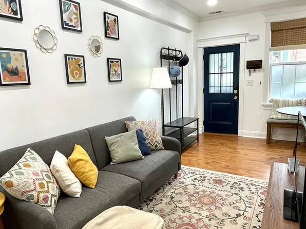 1656 Kramer St NE, Washington, DC 20002