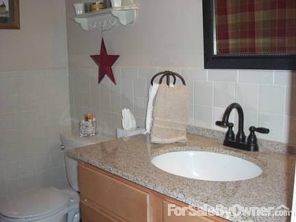 Bathroom with Granite