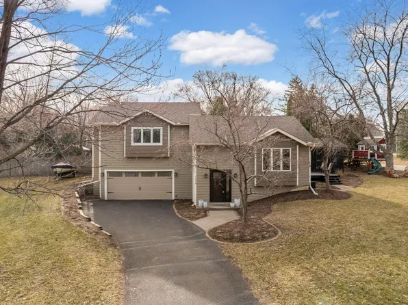 1470 Juneau Ln N, Plymouth, MN 55447