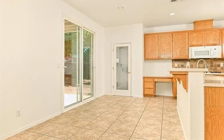 536 Pestana Ave — Photo 3