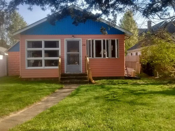 258 Summit Ave, Island Heights, NJ 08732