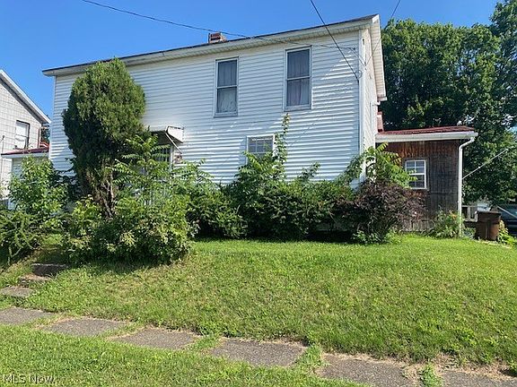 3rd image of 119 Sherman St