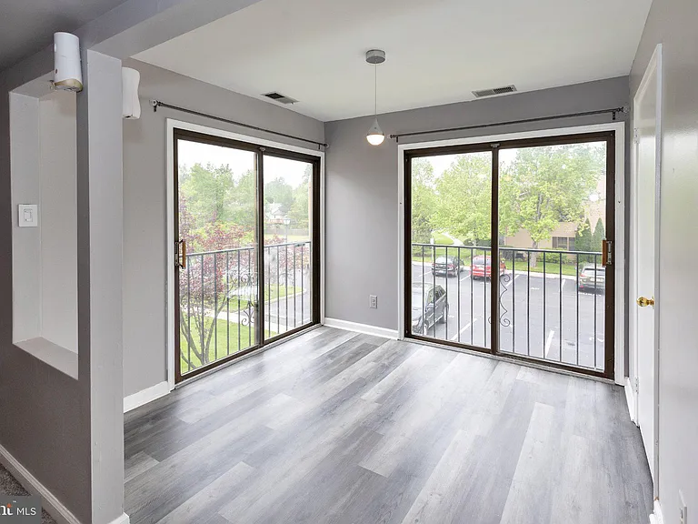 10 Sumac Ct #B — Photo 8