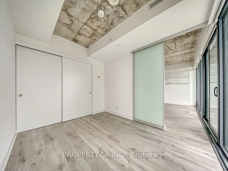 161 Roehampton Ave #3205 — Photo 18