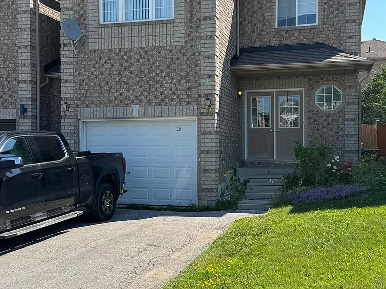 20 Courtney Cres — Photo 20