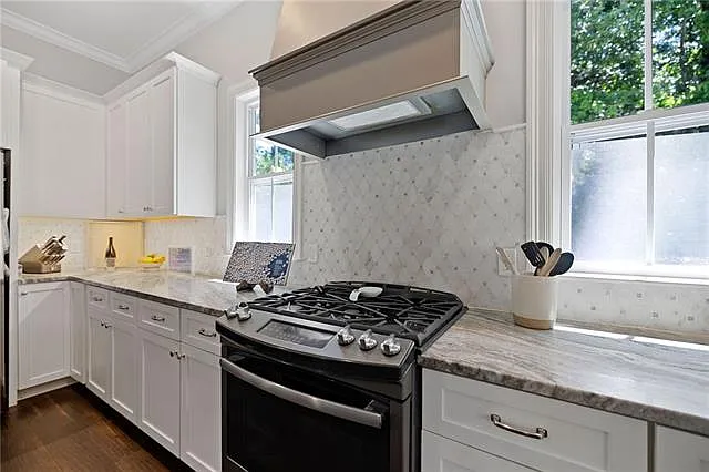 1029 Spring Haven Ln — Photo 9
