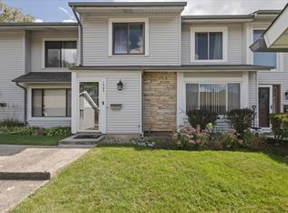 1909 Bates Pl, Downers Grove, IL 60516