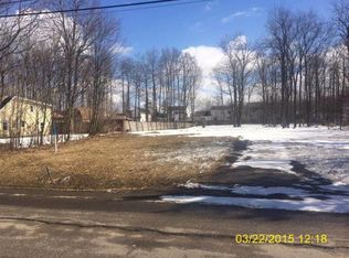 4449 Parker Rd, Hamburg, NY 14075