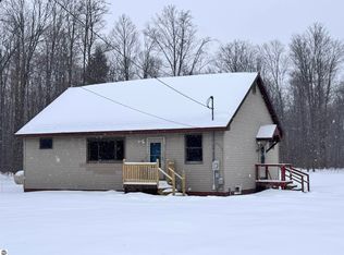 8171 Twin Lake Rd NE, Mancelona, MI 49659