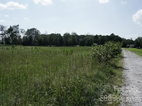 999 State Highway 9 Hwy #C, Columbus, NC 28722