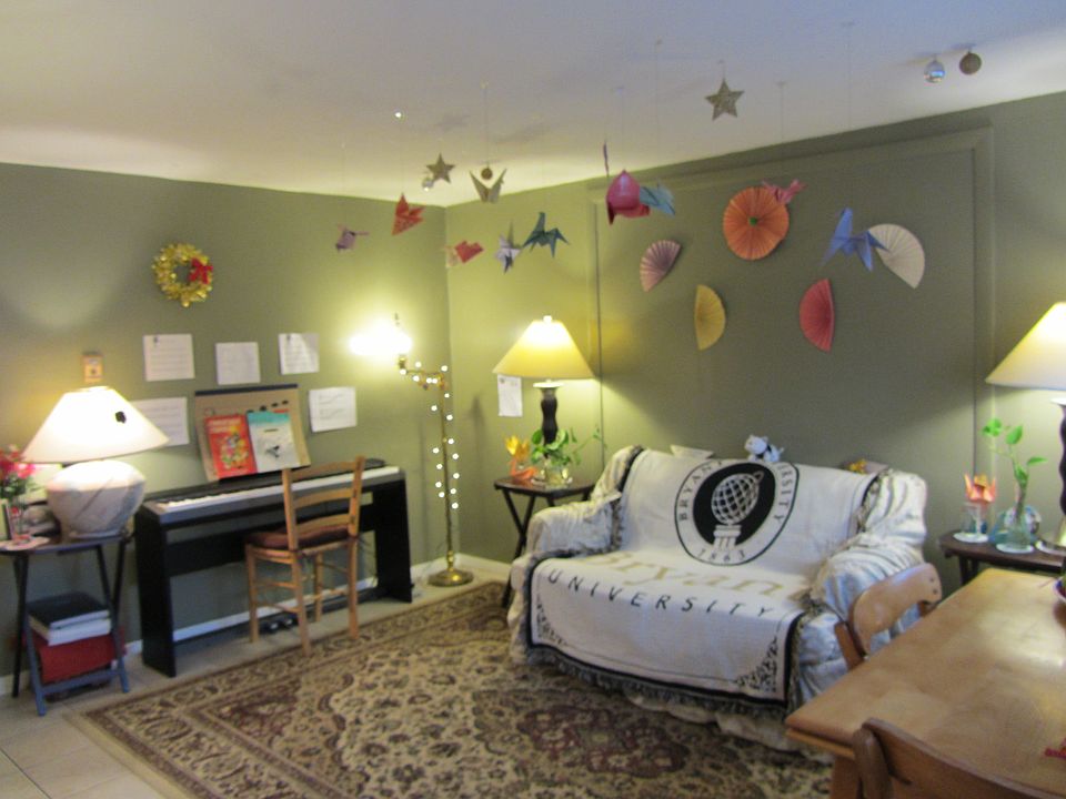 living room, 1st corner