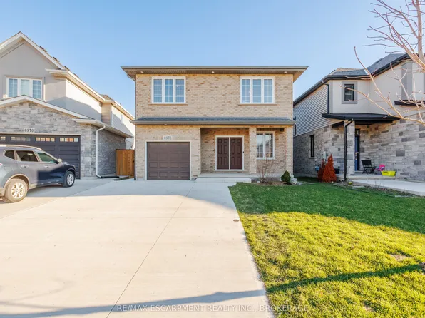 6978 Optimist Ln, Niagara Falls, ON L2E 0B1