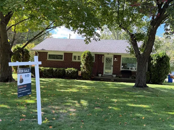 2272 Middlebelt Rd, West Bloomfield, MI 48324