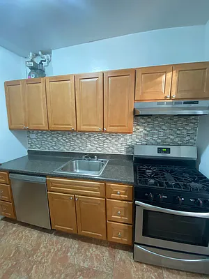 Rented by Houses of New York Realty LLC | media 3