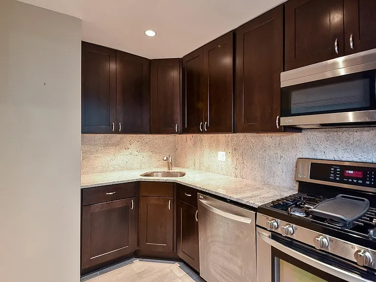 1534 Northgate Sq #22 — Photo 5